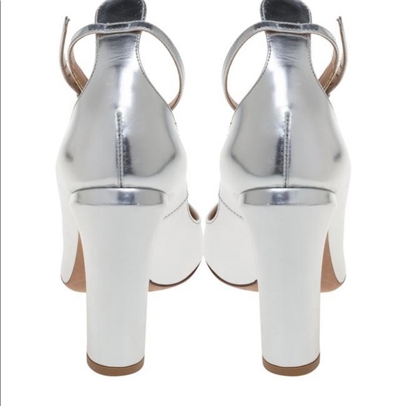 NIB Valentino Pumps - Picture 2 of 6